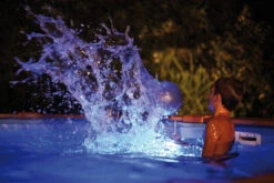 Seamaid RGB Zwembad Verlichtingsset -Bestway Winkel image 1024 2568